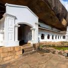 Ради чего стоит посетить Золотой Пещерный Храм Дамбулла От тикет-офиса до пещерных храмов
